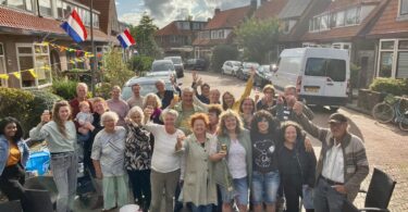 Nextdoor-Gouden-Buur-Award-Friesland-Winnares-Sita-en-haar-buurtgenoten